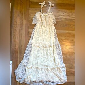 Vintage Cream Boho Tiered Lace Wedding Dress Small